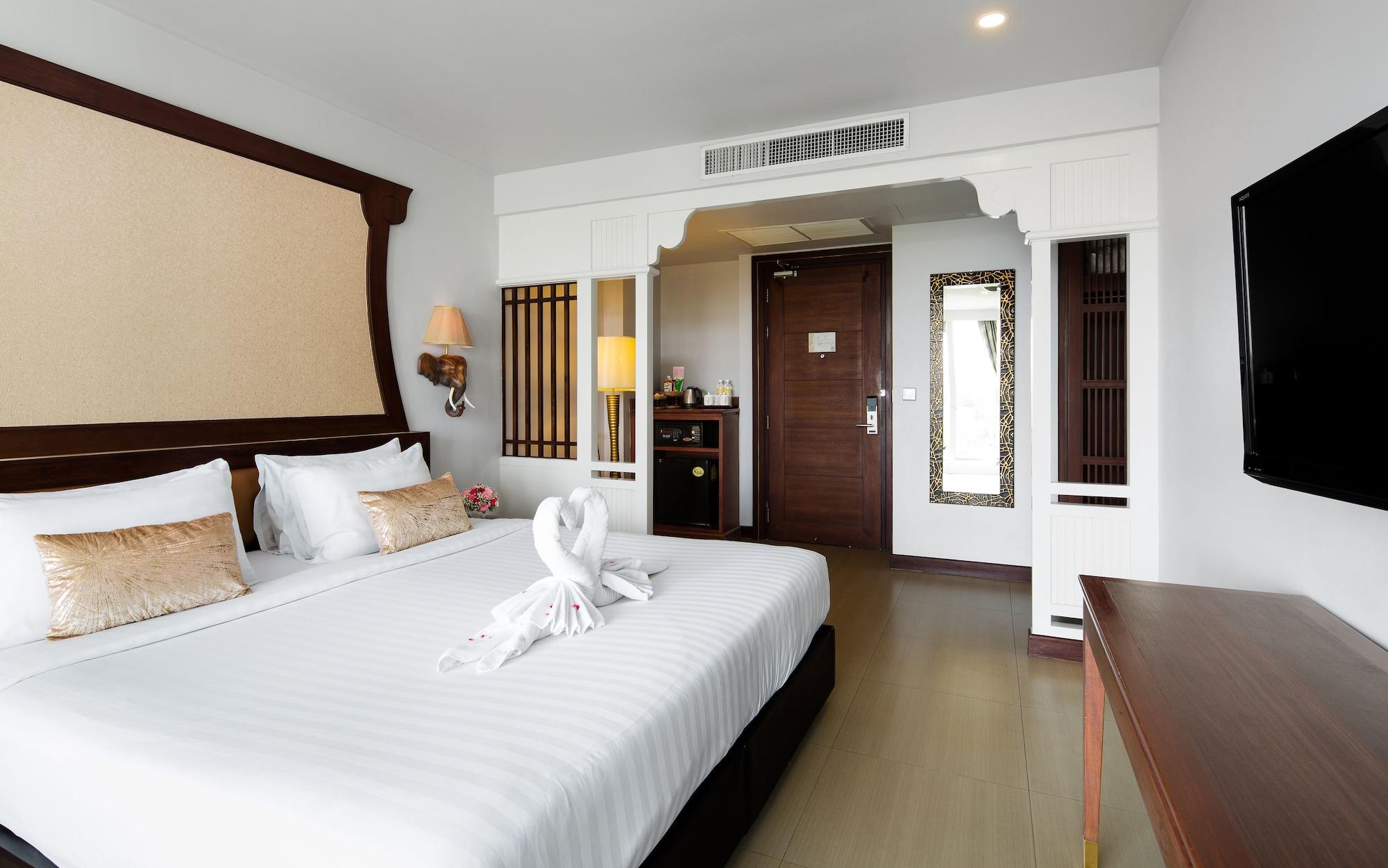 Aiyara Grand Hotel Pattaja Kültér fotó