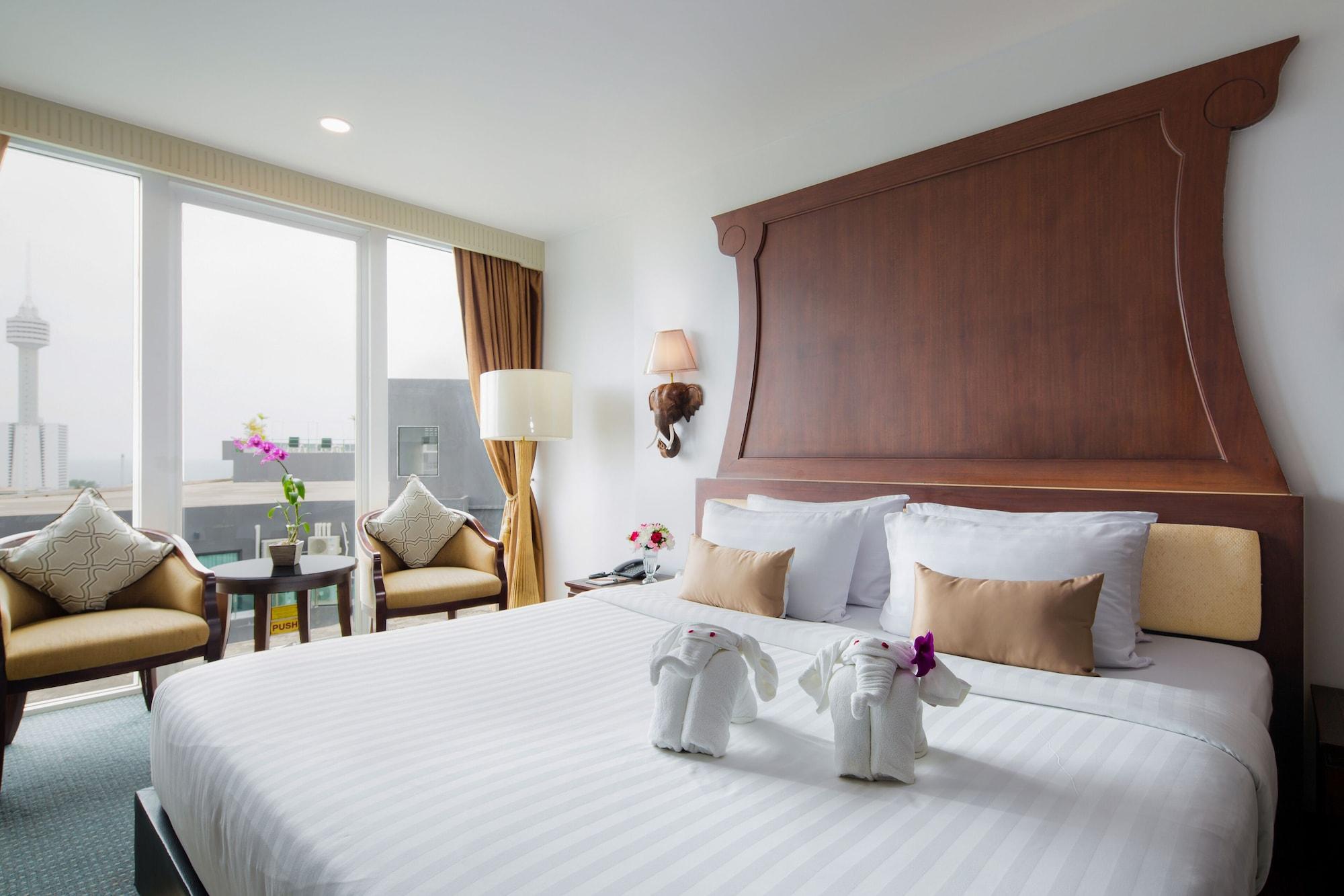 Aiyara Grand Hotel Pattaja Kültér fotó