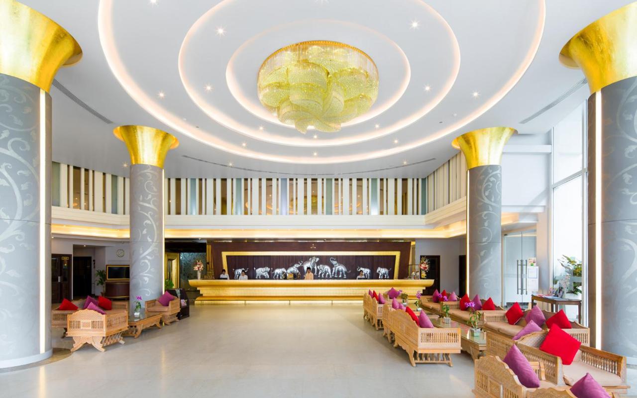 Aiyara Grand Hotel Pattaja Kültér fotó